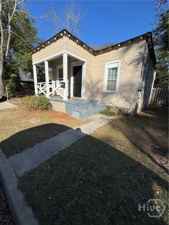 $1,500 | 1110 New Jersey Avenue, Savannah, GA 31404