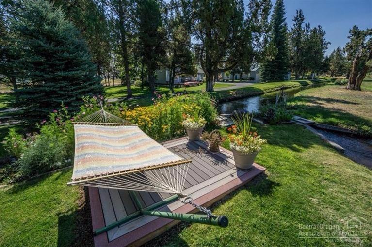 22183 Erickson Road Bend, OR 97701 - Photo 8 of 25 Freestanding trex deck ideally positione