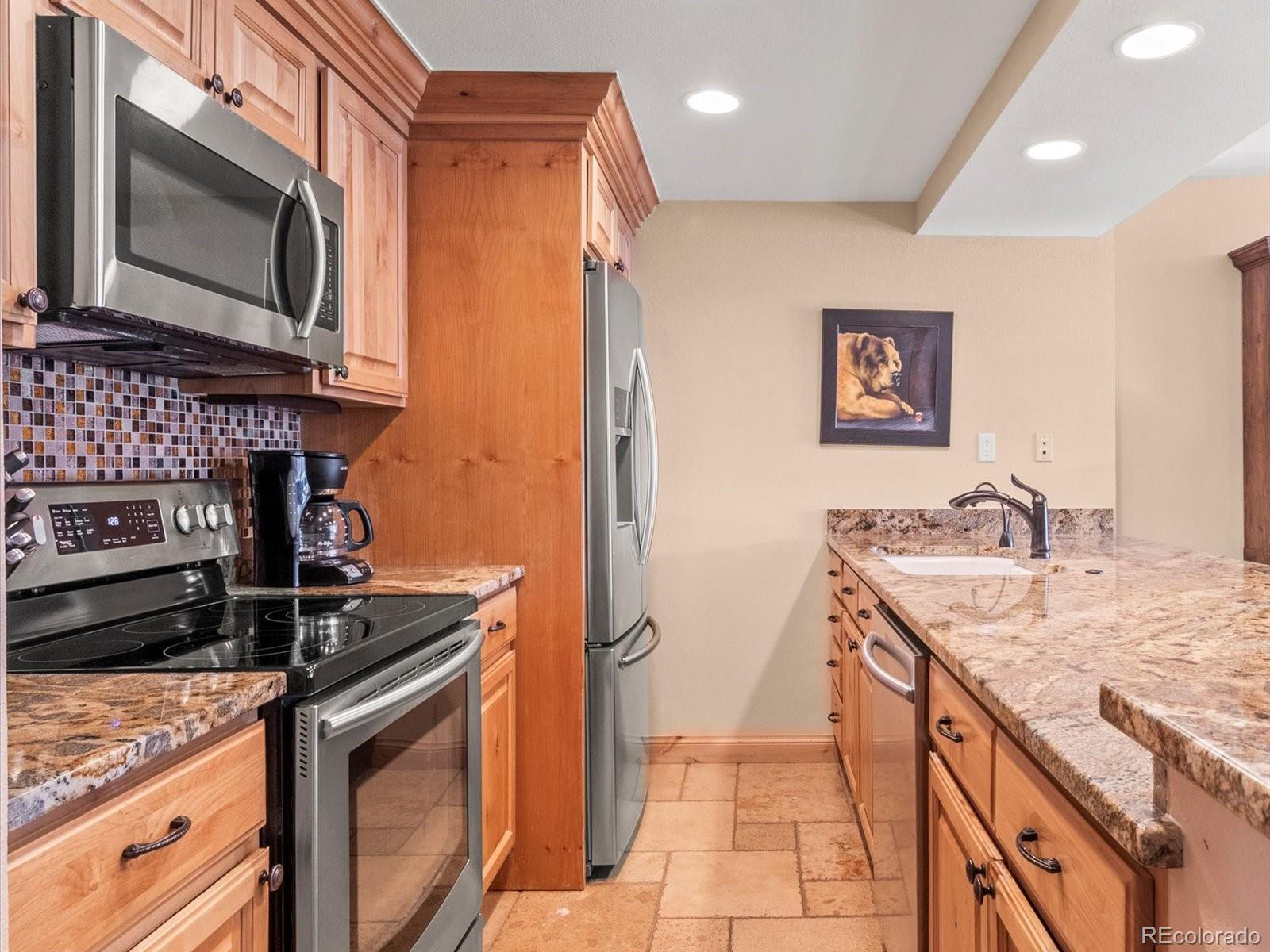 22097 Saints John Road, Unit 2540 Dillon, CO 80435 - Photo 7 of 28
