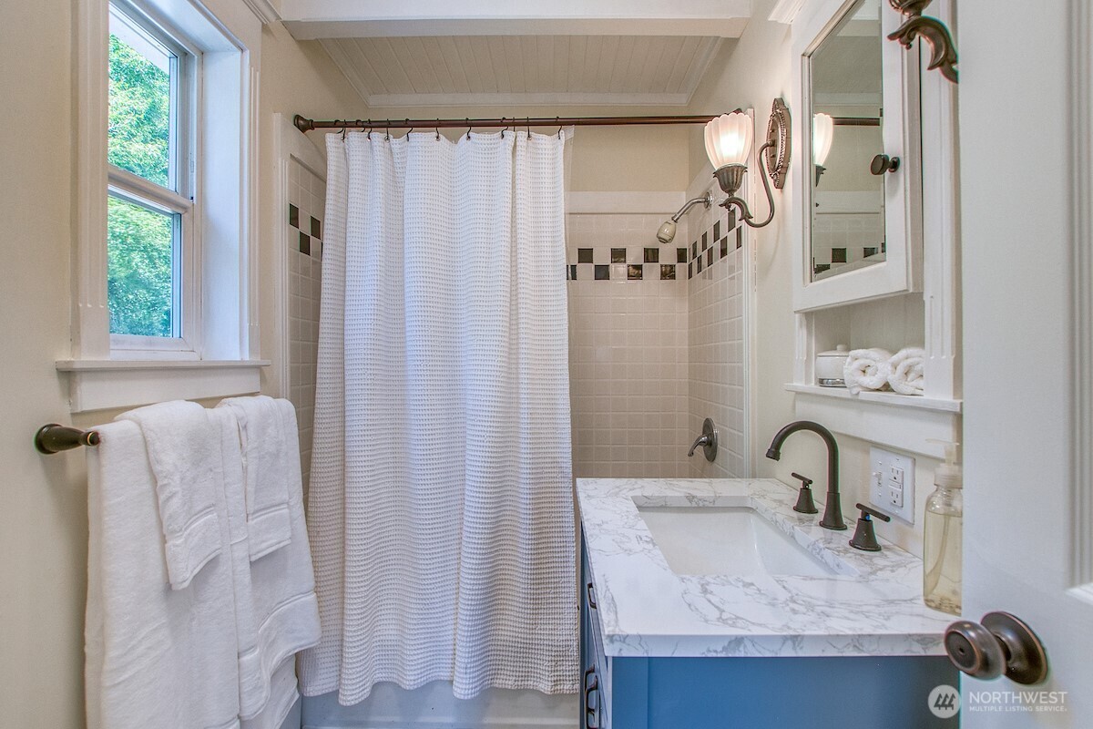 716 Point Lawrence Road Orcas Island, WA 98279 - Photo 20 of 40 Gallery Image 20