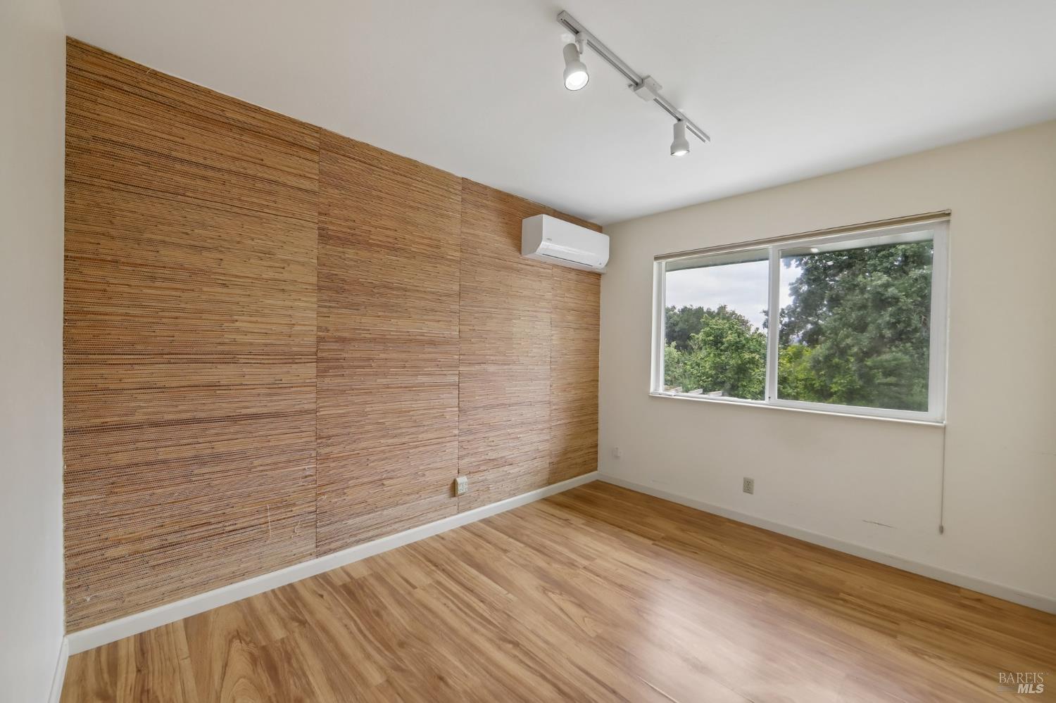 5423 Pepperwood Road Santa Rosa, CA 95409 - Photo 16 of 55