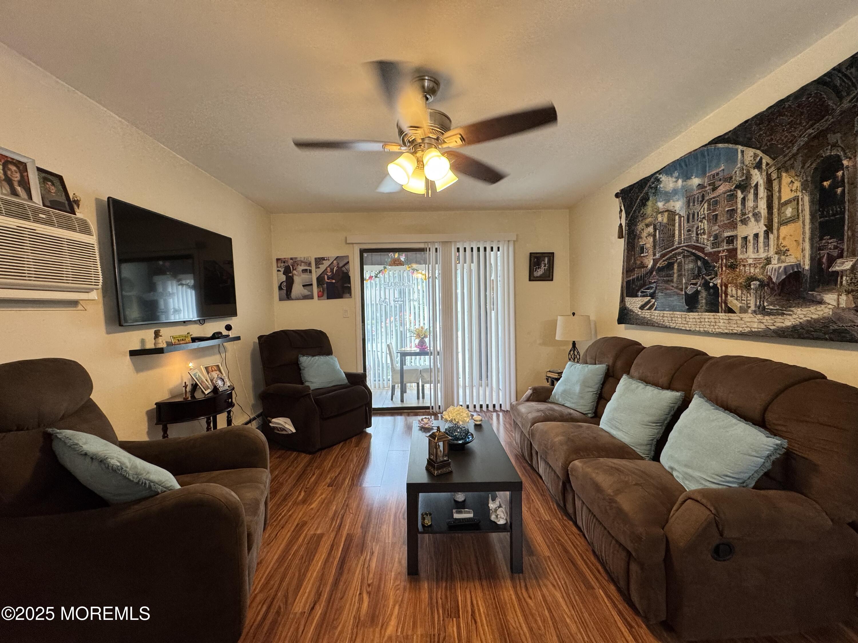 86 Arrowood Road, Unit B Manalapan, NJ 07726 - Photo 6 of 26 IMG_1668