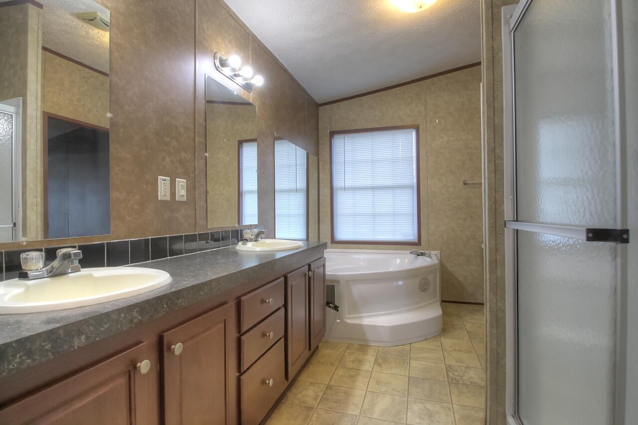 1419 Busby Station Road Robards, KY 42452 - Photo 25 of 30 34