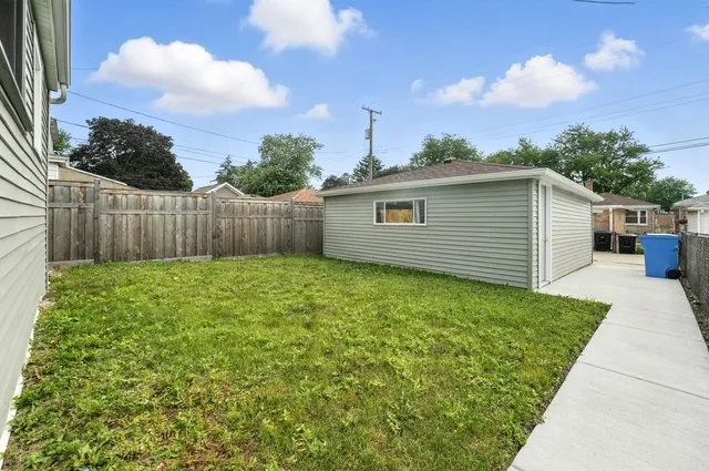 $589,900 | 7441 North Oriole Avenue, Chicago, IL 60631