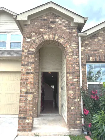 $2,450 | 3804 Alpine Autumn Drive, Austin, TX 78744