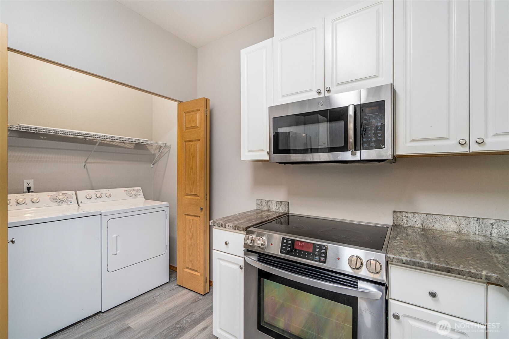 17610 134th Lane Southeast Renton, WA 98058 - Photo 10 of 28