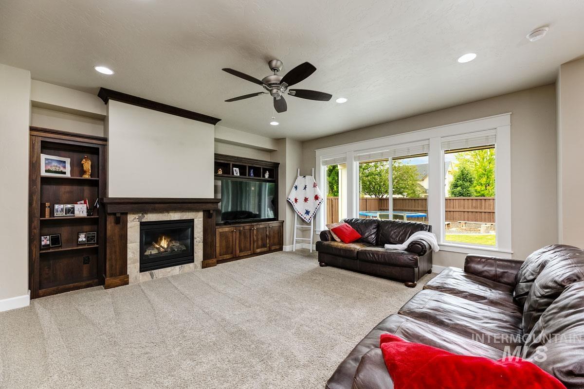 5855 North Channing Way Meridian, ID 83646 - Photo 8 of 37