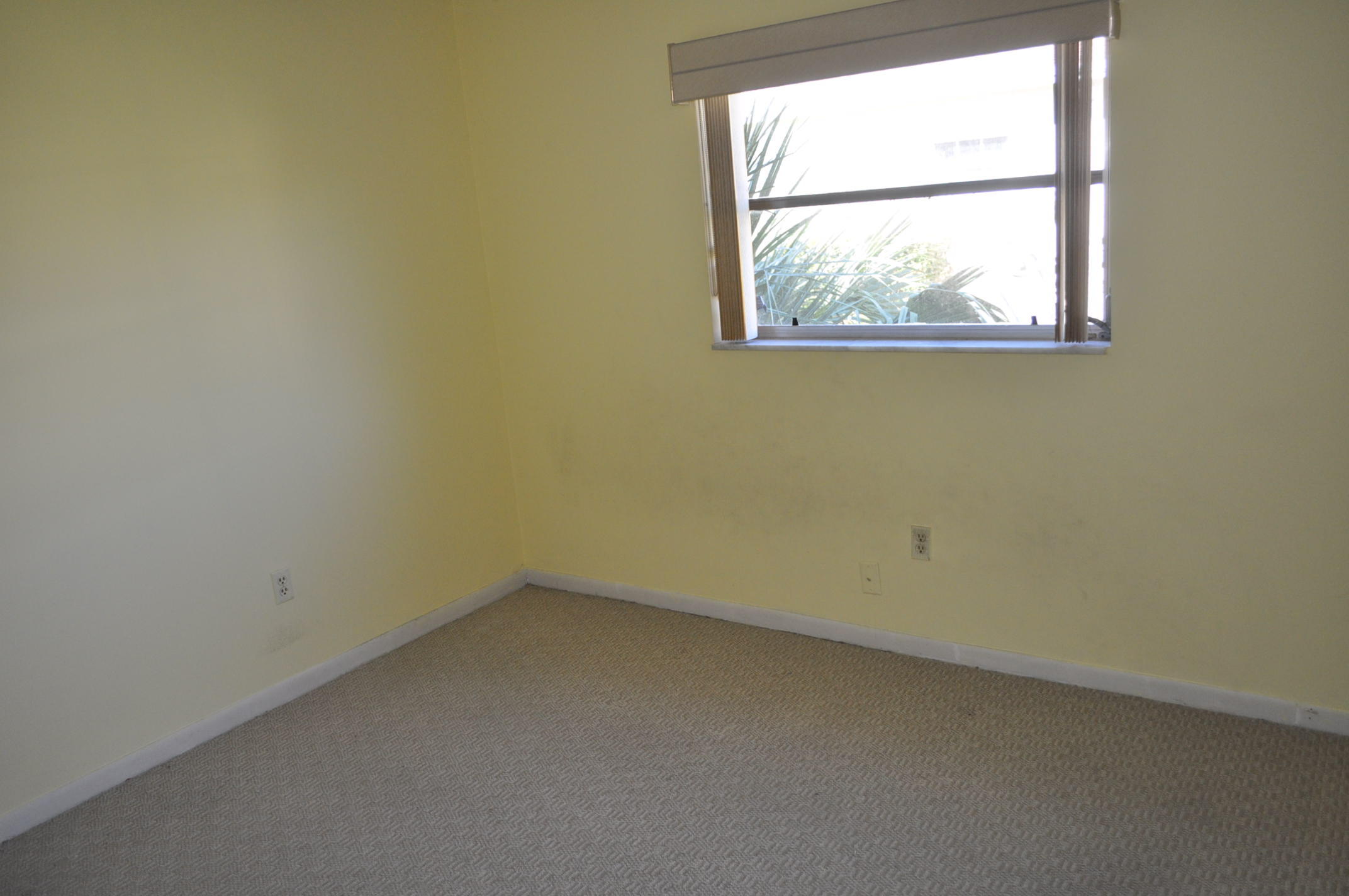 10585 Ermine Avenue Boca Raton, FL 33428 - Photo 10 of 17 DSC_0008