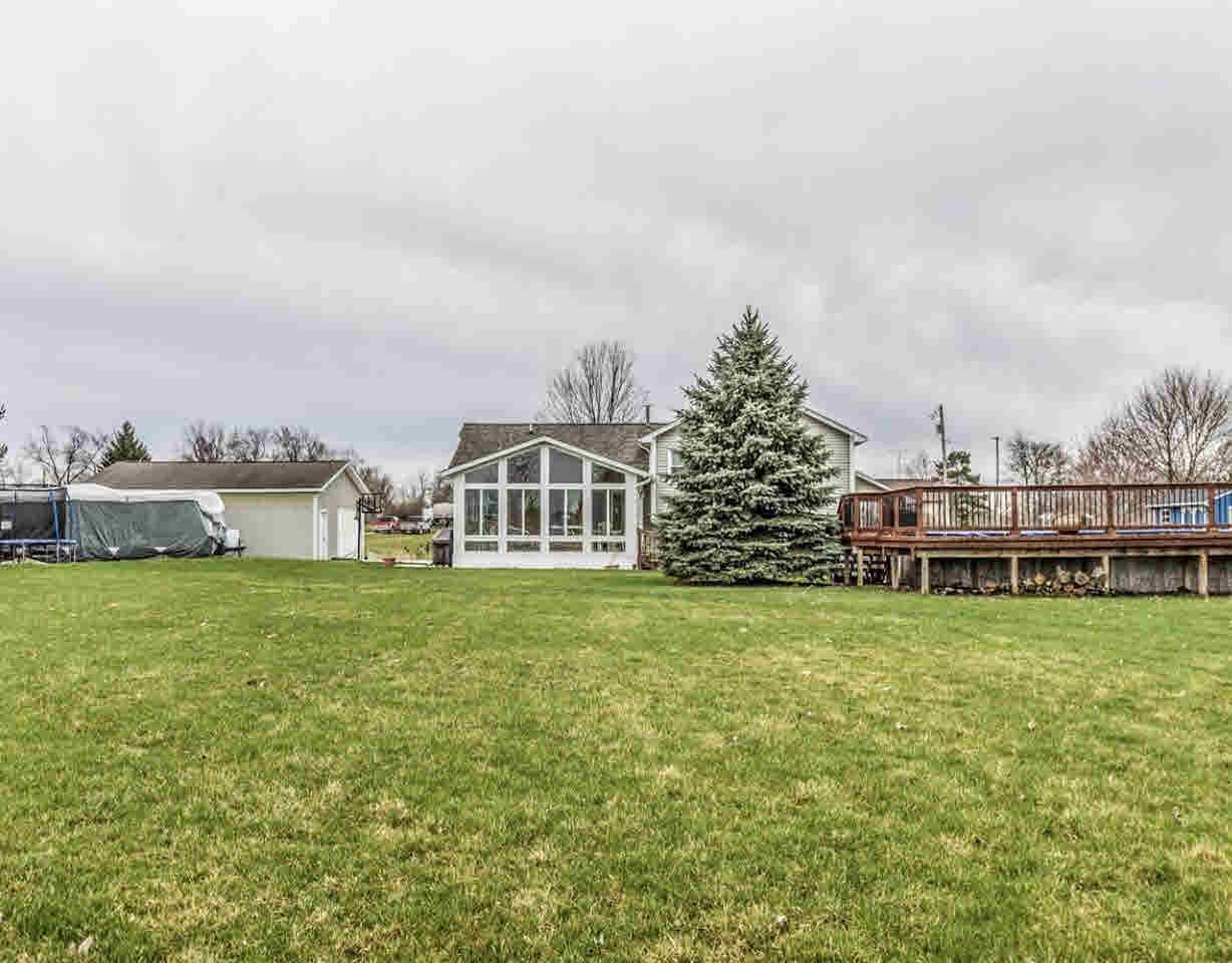 6036 Cook Road Swartz Creek, MI 48473 - Photo 34 of 36 21280056-33.JPG