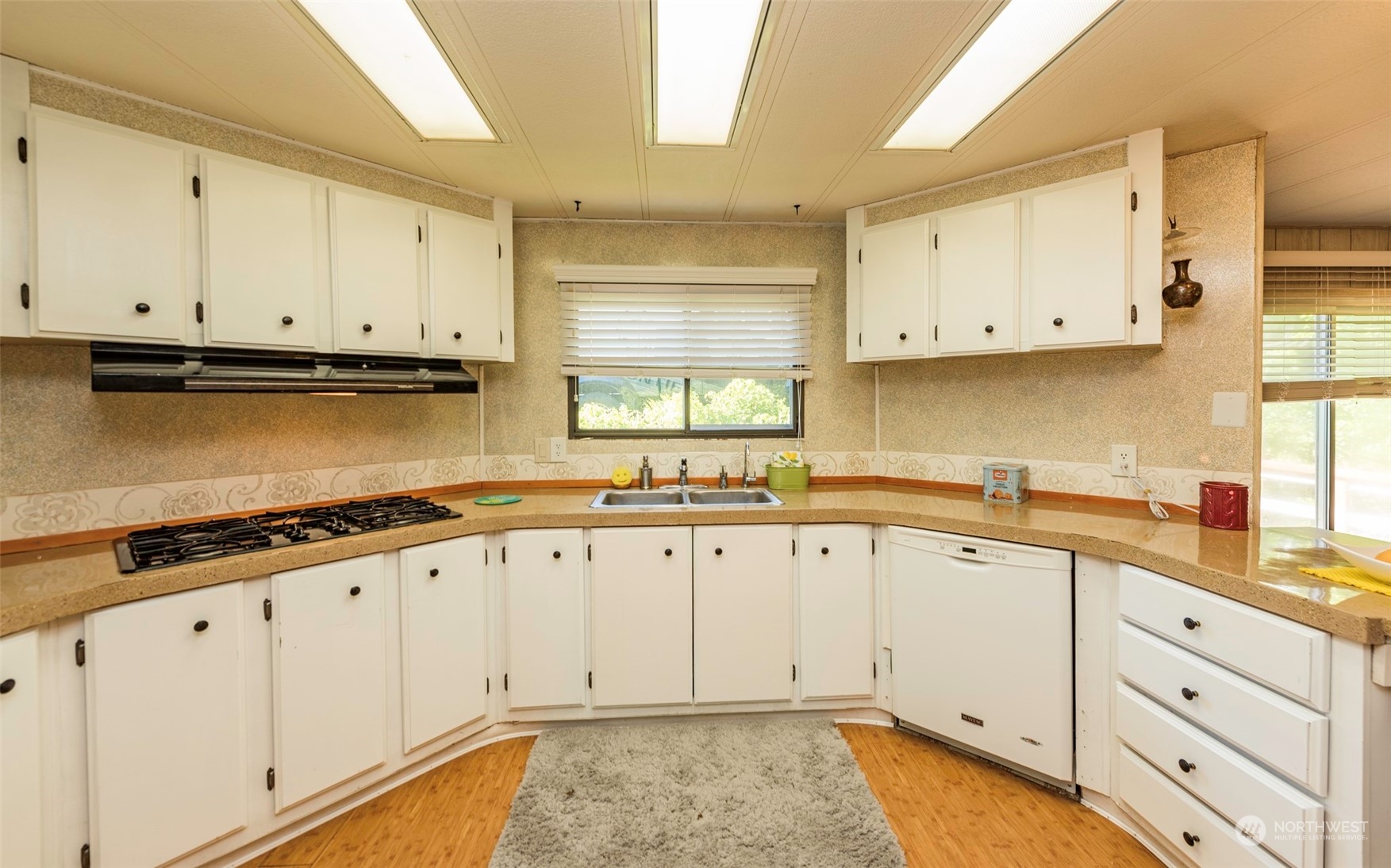 111 Dryke Road, Unit 12 Sequim, WA 98382 - Photo 13 of 38 Gallery Image 13