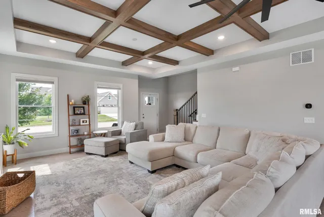 $685,000 | 317 Madison Drive, Riverdale, IA 52722