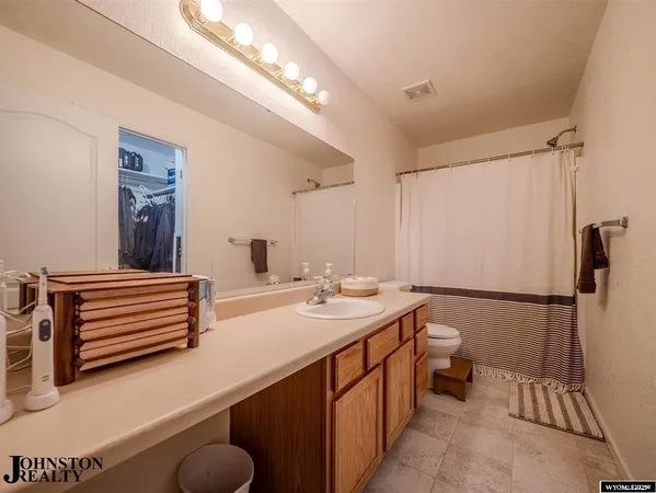 $420,000 | 208 Bow Street, Douglas, WY 82633