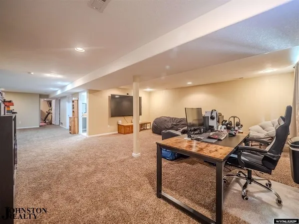 $420,000 | 208 Bow Street, Douglas, WY 82633