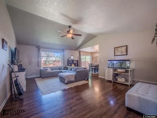 $420,000 | 208 Bow Street, Douglas, WY 82633