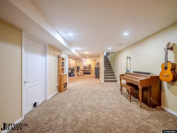 $420,000 | 208 Bow Street, Douglas, WY 82633