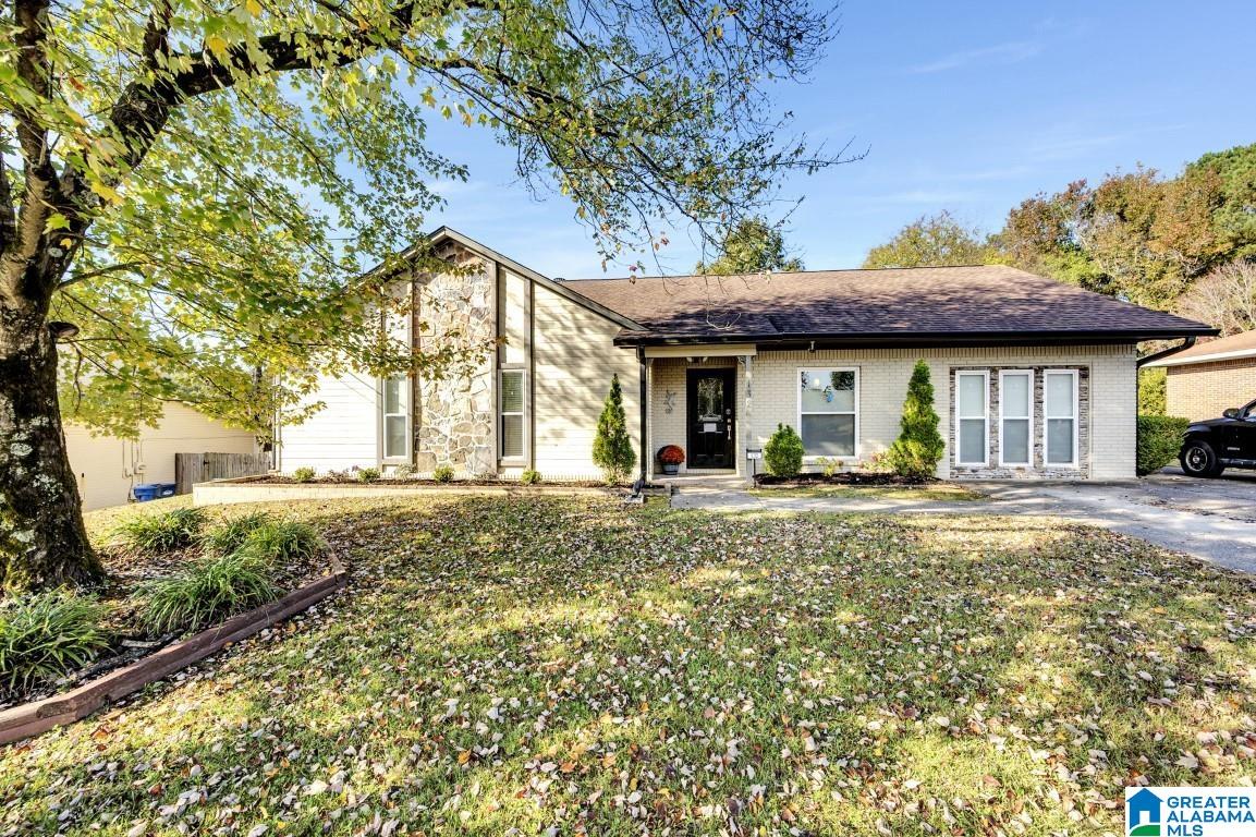 132 Bluegrass Drive Alabaster, AL 35007 - Photo 1 of 27