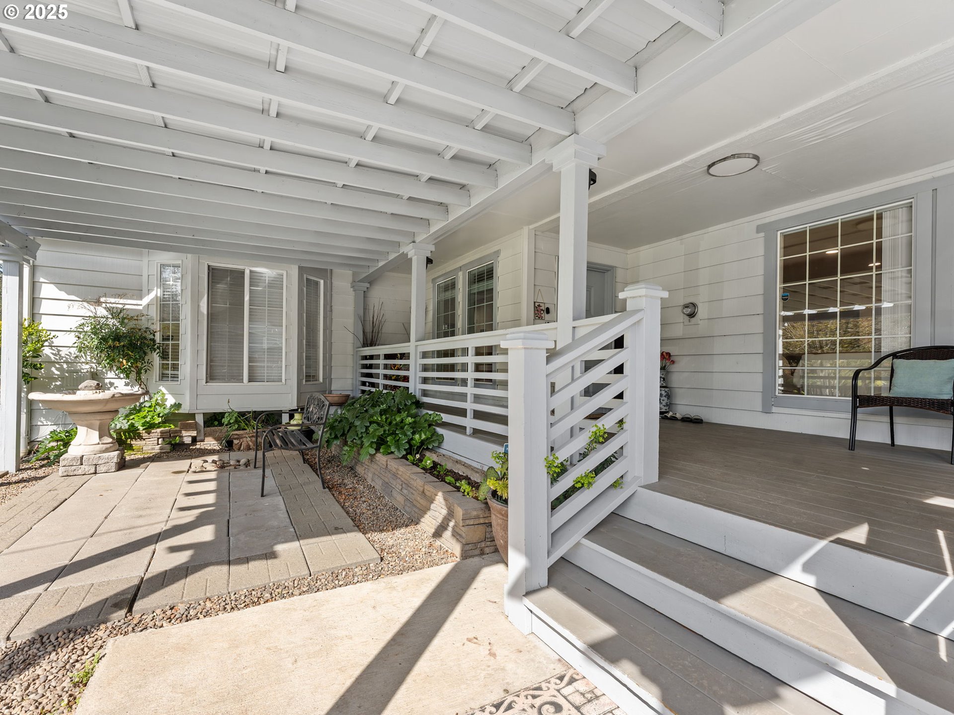 15095 Southwest Weir Road Beaverton, OR 97007 - Photo 12 of 45