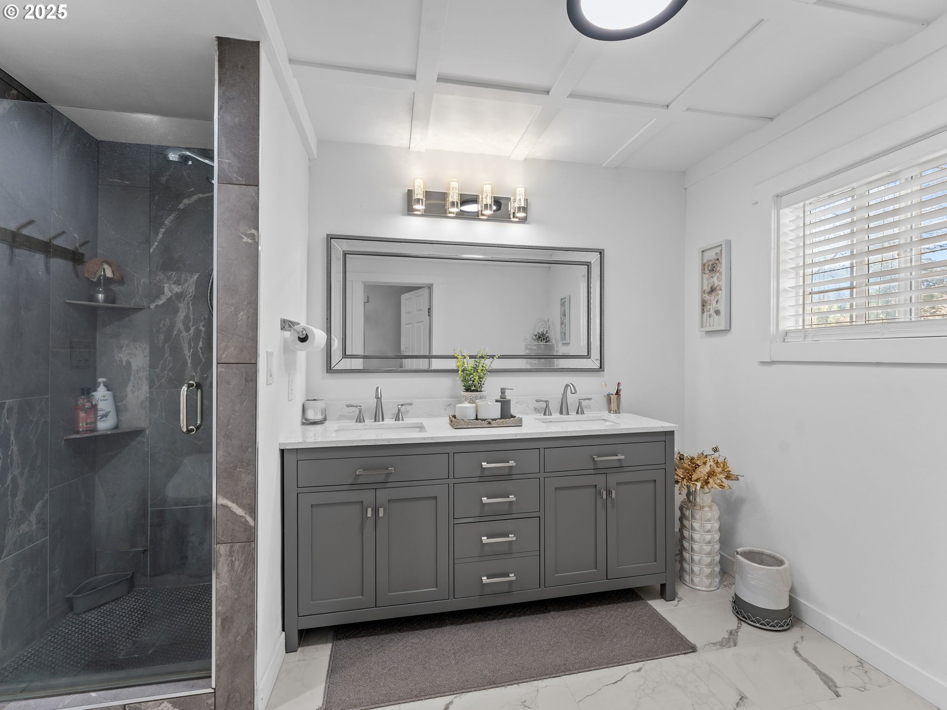 15095 Southwest Weir Road Beaverton, OR 97007 - Photo 34 of 45