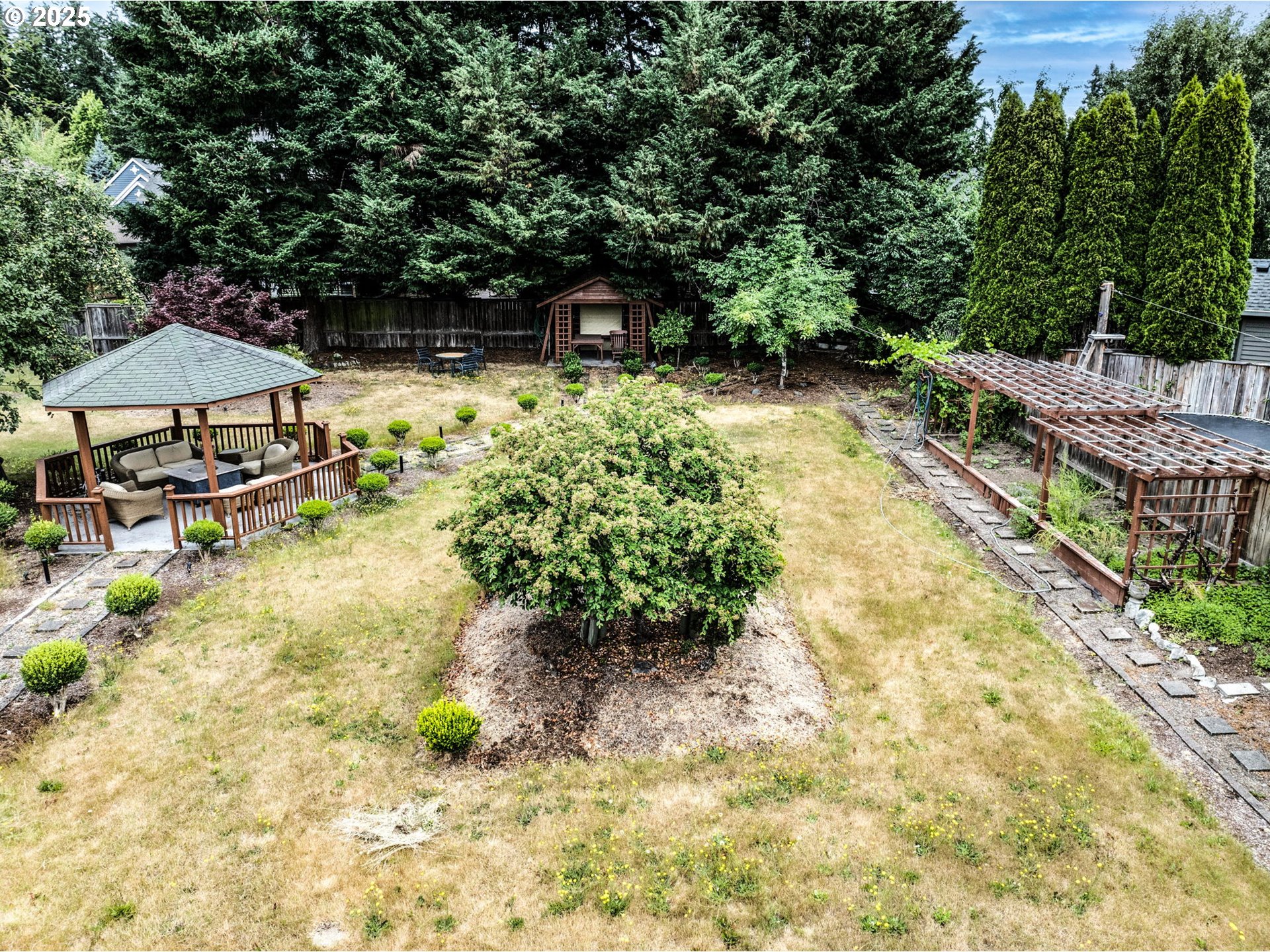 15095 Southwest Weir Road Beaverton, OR 97007 - Photo 5 of 45