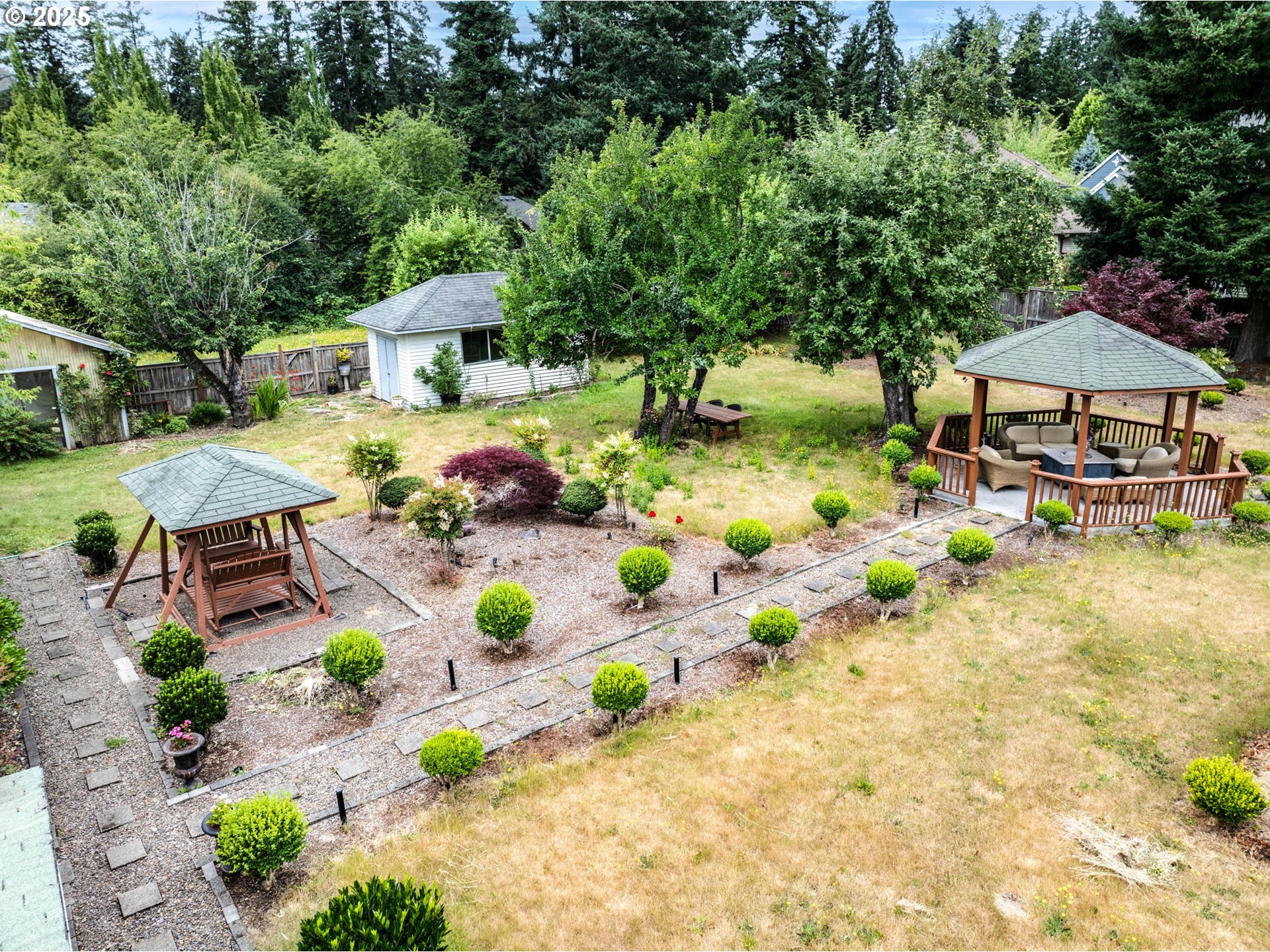 15095 Southwest Weir Road Beaverton, OR 97007 - Photo 6 of 45