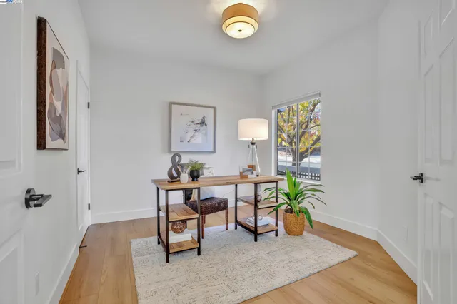 $1,395,000 | 1301 Strawberry Court, Danville, CA 94526