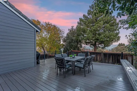 $1,395,000 | 1301 Strawberry Court, Danville, CA 94526