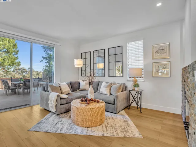 $1,395,000 | 1301 Strawberry Court, Danville, CA 94526