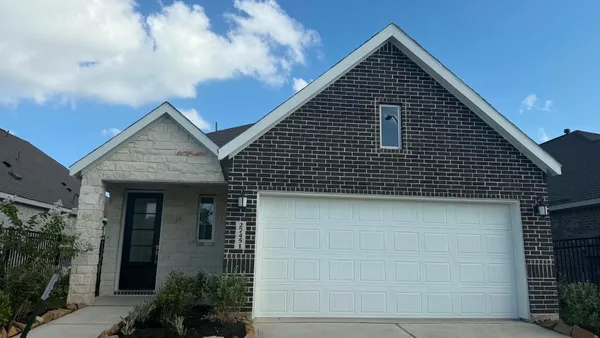 $2,400 | 27451 Sunterra Village Drive, Katy, TX 77493
