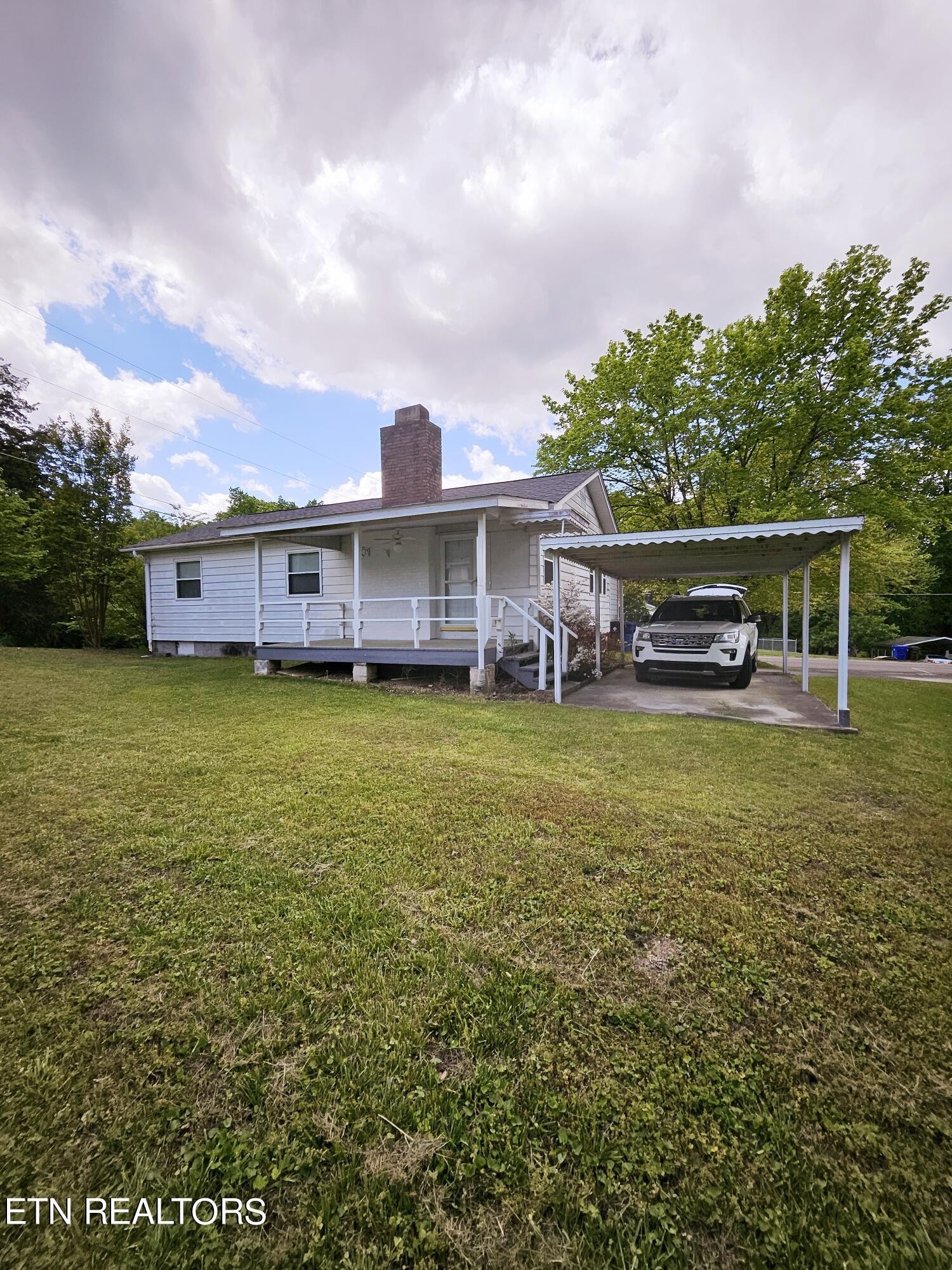 301 East Forest Lane Oak Ridge, TN 37830 - Photo 4 of 25 Gallery Image 4