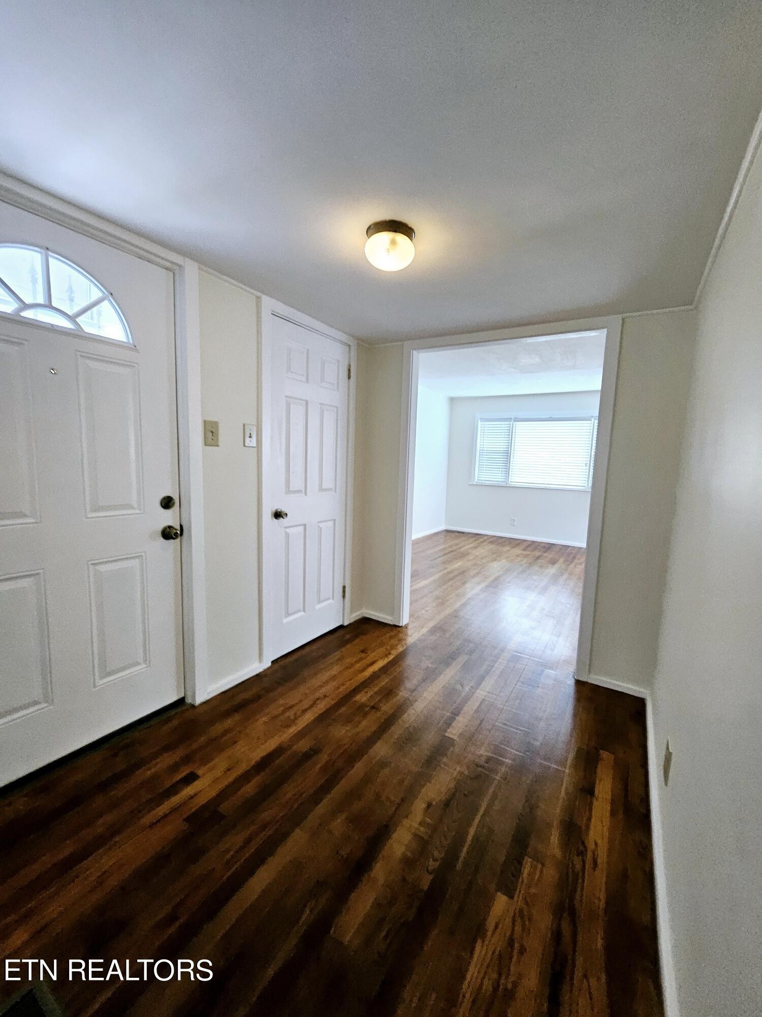301 East Forest Lane Oak Ridge, TN 37830 - Photo 7 of 25 Gallery Image 7