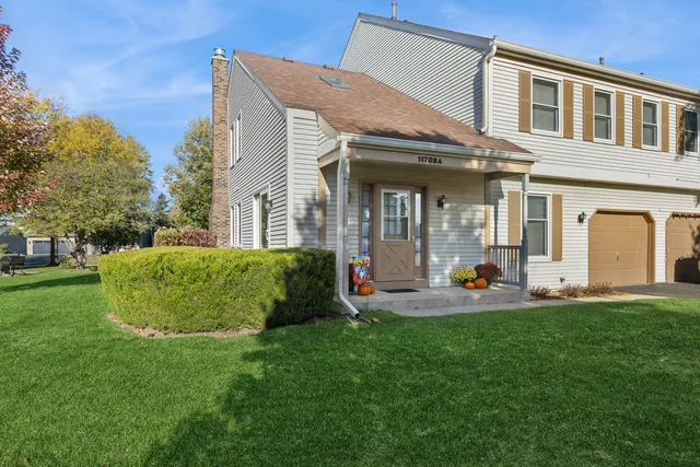 $229,900 | 11708 Pine Way, Unit A, Huntley, IL 60142