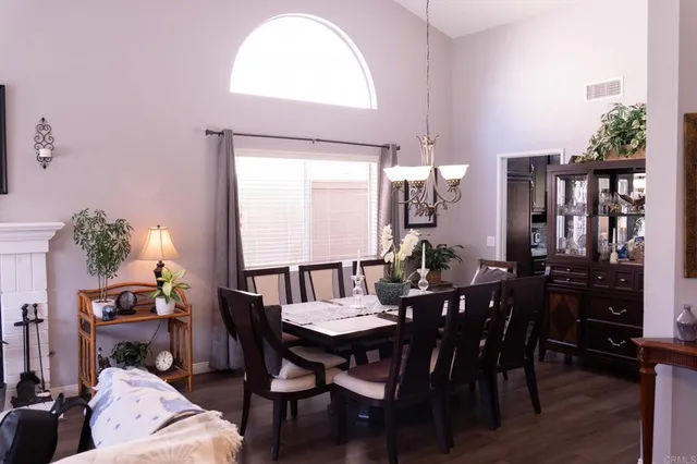 $829,900 | 1233 Rocky Point Way, Escondido, CA 92026