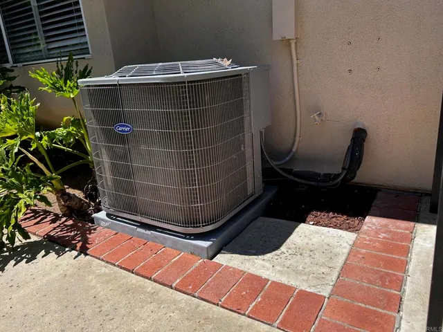 $829,900 | 1233 Rocky Point Way, Escondido, CA 92026