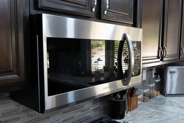 $829,900 | 1233 Rocky Point Way, Escondido, CA 92026