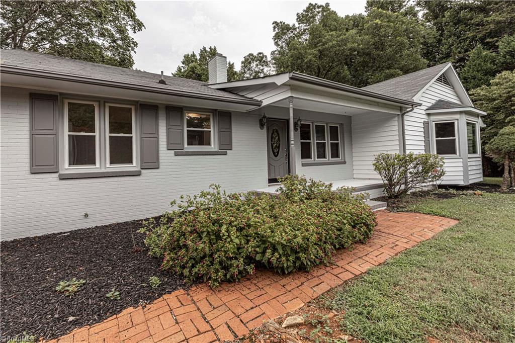 4124 Clinard Road Clemmons, NC 27012 - Photo 1 of 30 Gallery Image 1
