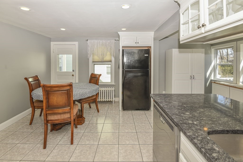 205 Curve Street Dedham, MA 02026 - Photo 15 of 35