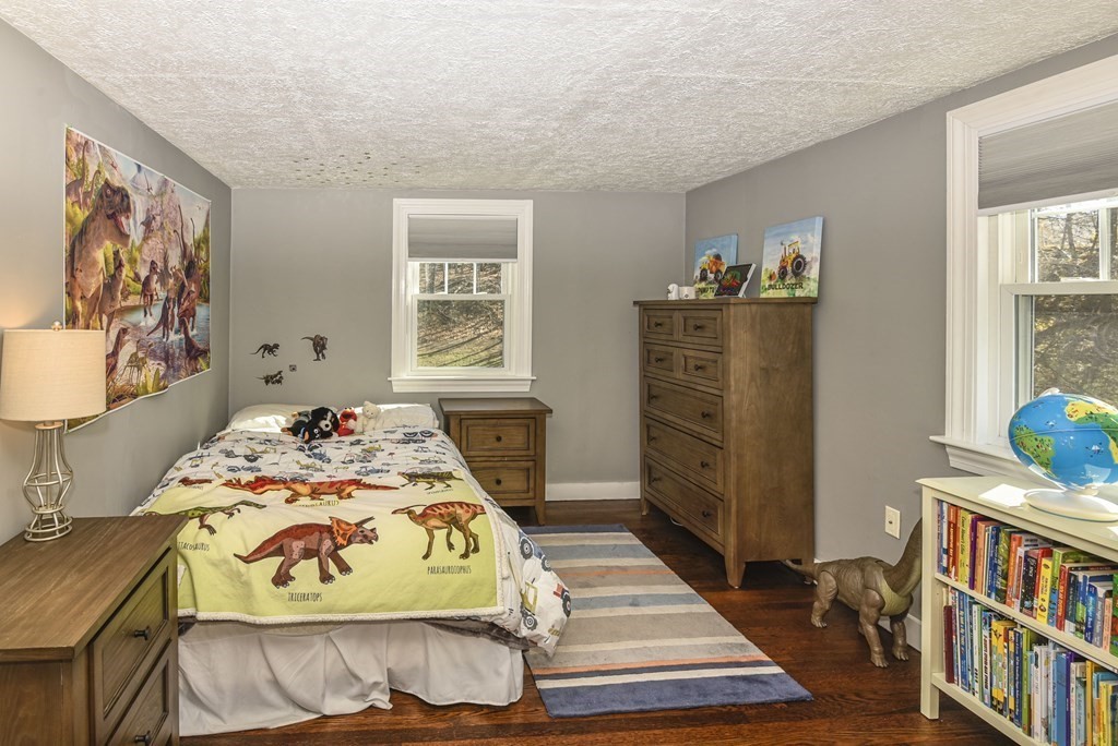 205 Curve Street Dedham, MA 02026 - Photo 20 of 35