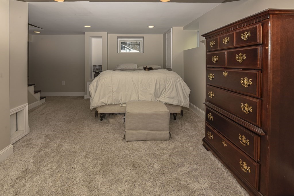 205 Curve Street Dedham, MA 02026 - Photo 28 of 35