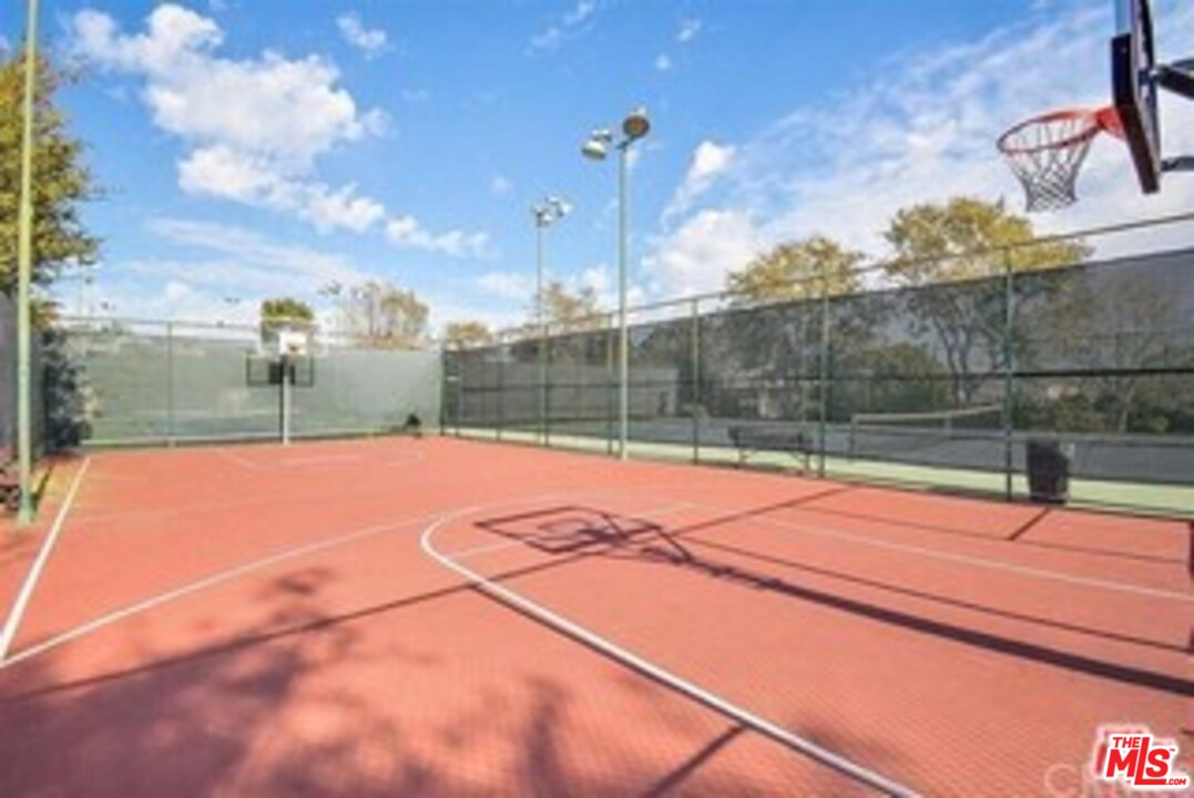 7742 Redlands Street, Unit H3025 Playa del Rey, CA 90293 - Photo 24 of 26
