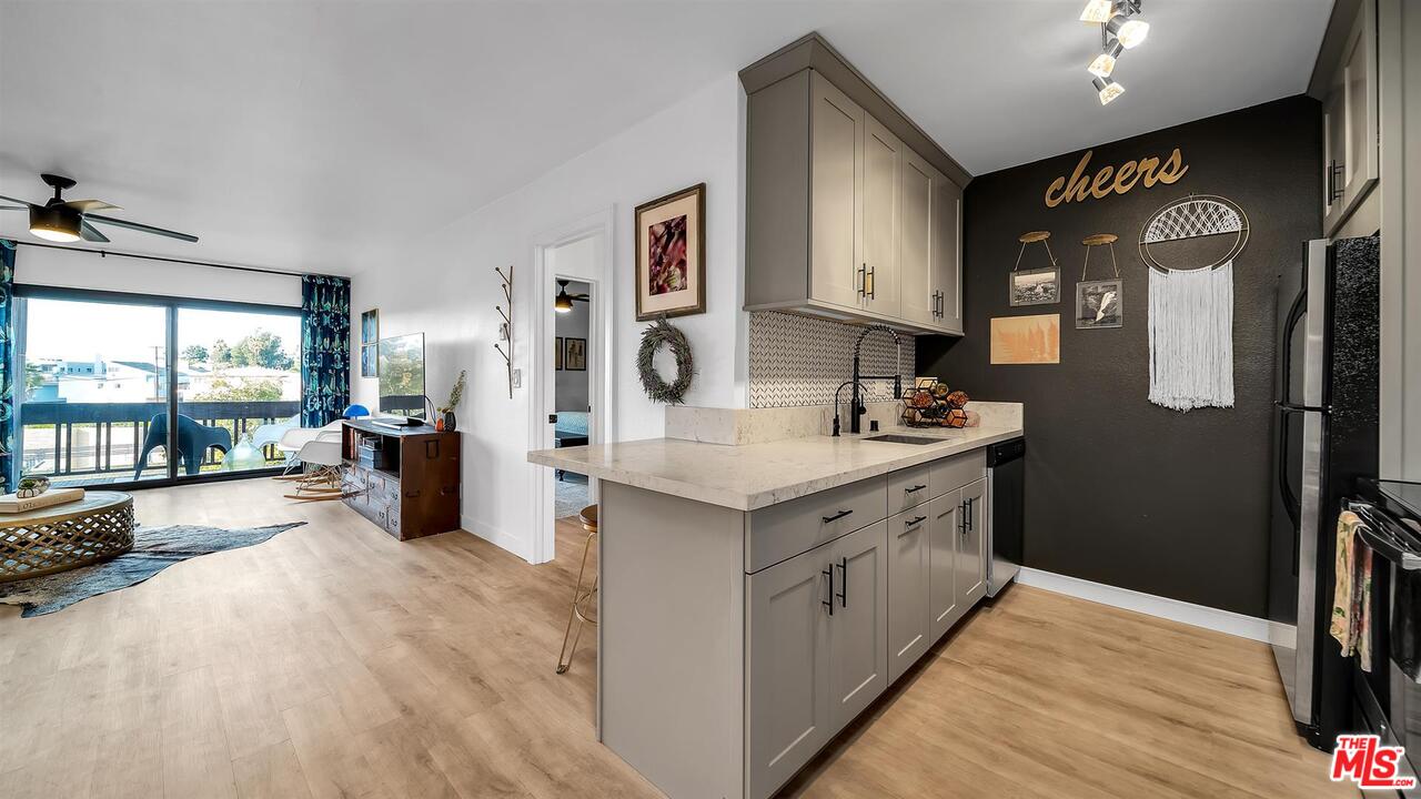 7742 Redlands Street, Unit H3025 Playa del Rey, CA 90293 - Photo 4 of 26