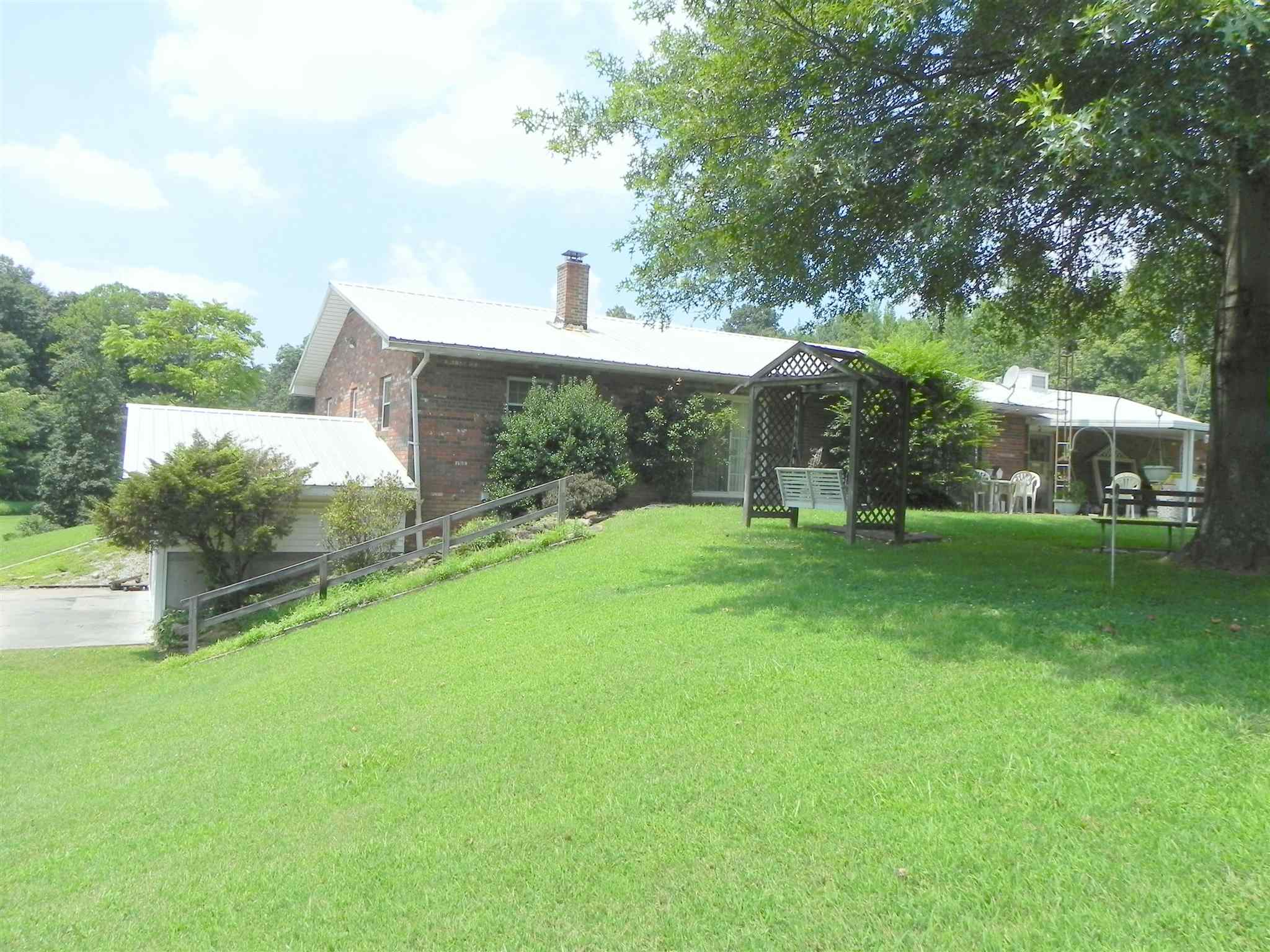7100 Stem Road Tell City, IN 47586 - Photo 4 of 31