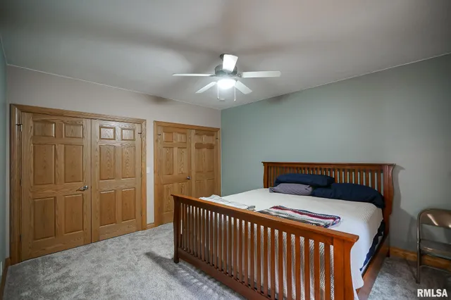 $525,000 | 300 Oak Valley Drive, Goodfield, IL 61742