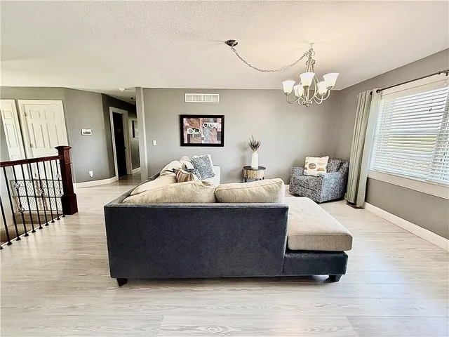 $579,000 | 27119 Southridge Drive, Maryville, MO 64468