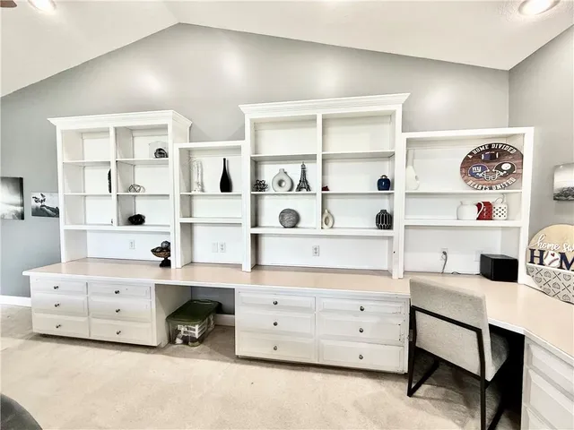 $579,000 | 27119 Southridge Drive, Maryville, MO 64468