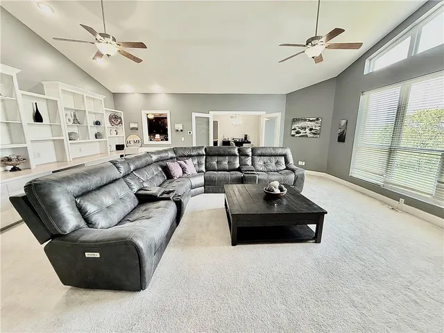 $579,000 | 27119 Southridge Drive, Maryville, MO 64468