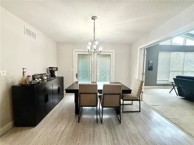 $579,000 | 27119 Southridge Drive, Maryville, MO 64468