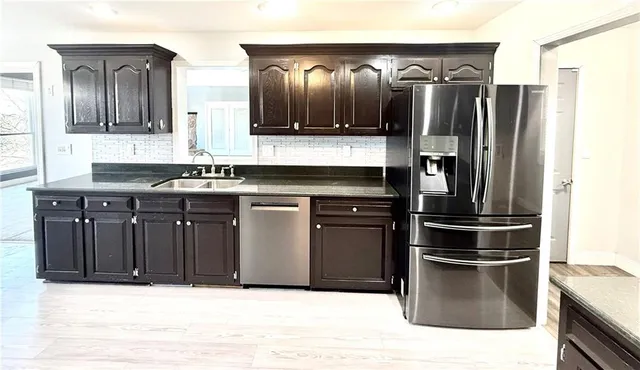 $579,000 | 27119 Southridge Drive, Maryville, MO 64468