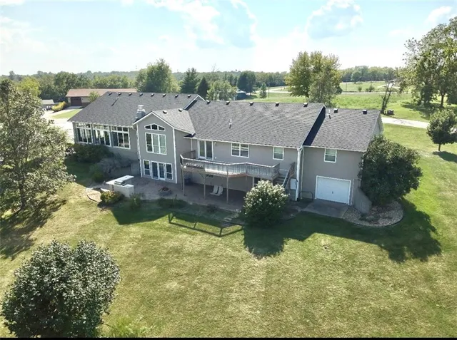 $579,000 | 27119 Southridge Drive, Maryville, MO 64468