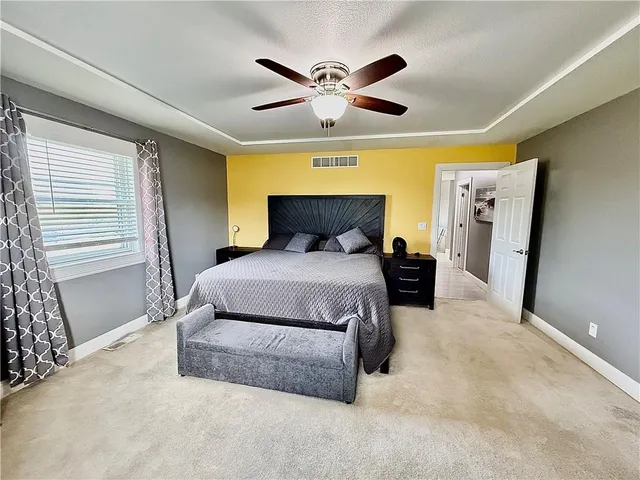 $579,000 | 27119 Southridge Drive, Maryville, MO 64468