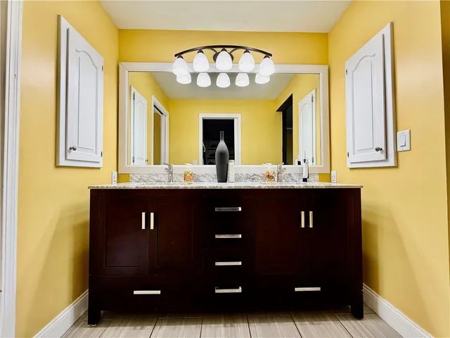 $579,000 | 27119 Southridge Drive, Maryville, MO 64468